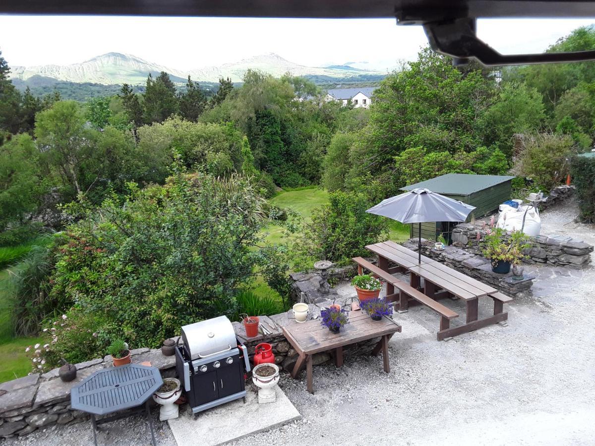 Mary'S Cottage Sneem Exterior photo
